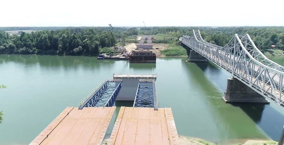 Završeni najteži radovi na mostu kod Sremske Rače između Srbije i BiH