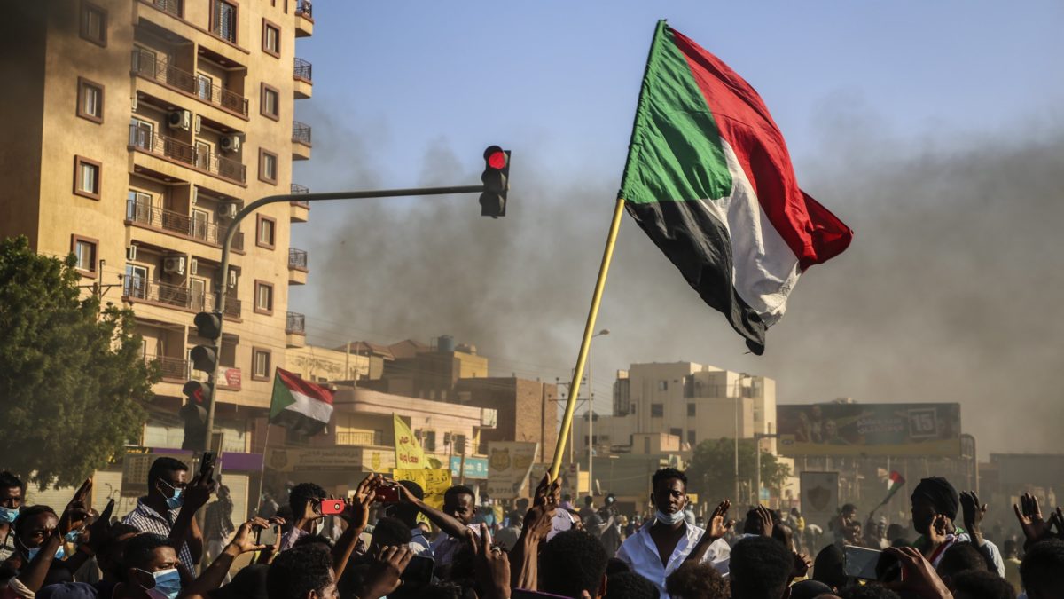 Pet osoba poginulo u demonstracijama protiv vojne uprave u Sudanu