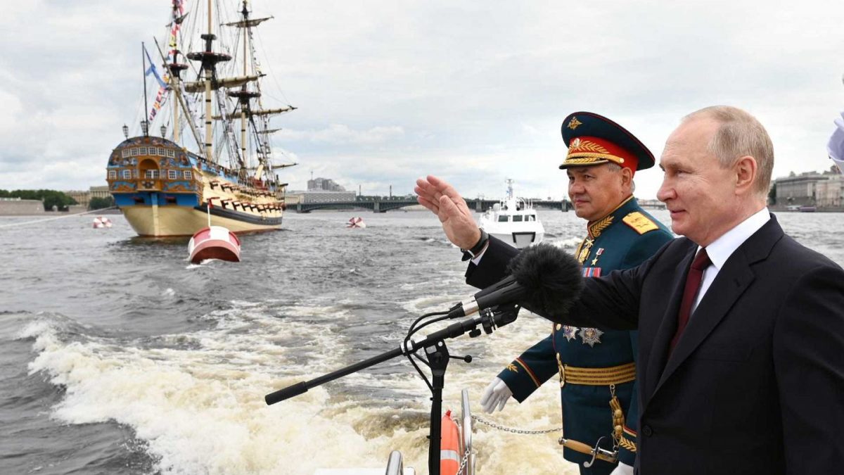 Putin: Ruska mornarica može izvesti napade koje niko neće moći spriječiti