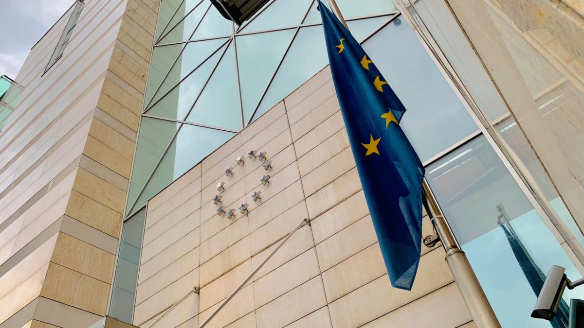 Delegacija EU: Moguća zabrana ulaska Šmita u Srpsku je provokacija